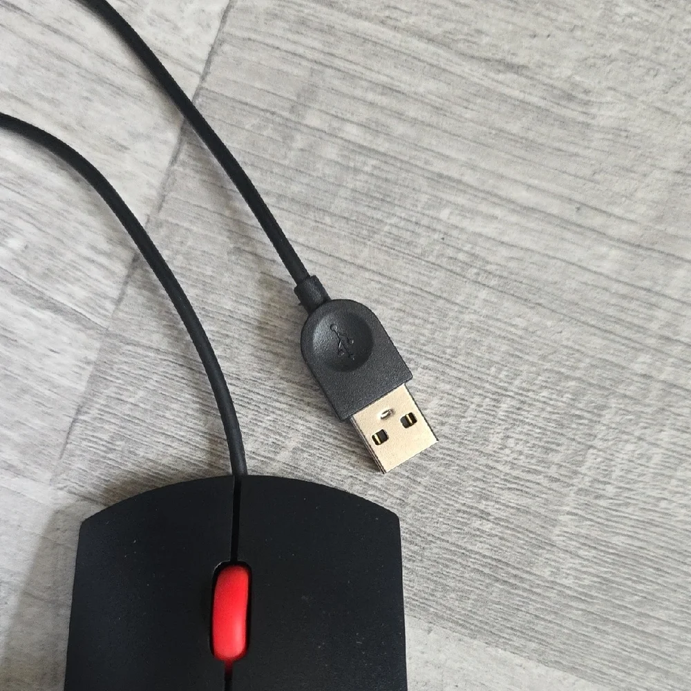 NWOT, Lenovo • Black USB Wired Optical Mouse